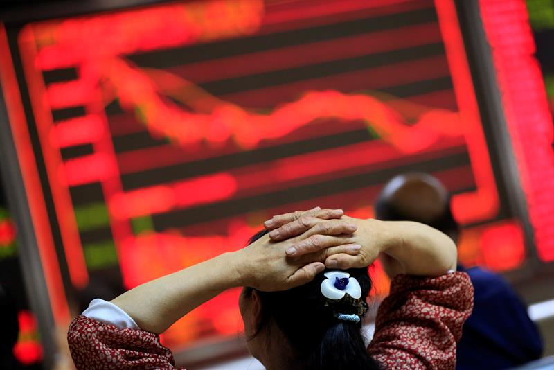  The Shanghai Stock Exchange opens in red and loses 1.22%